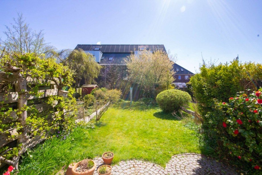 Blick in den Garten Reihenmittelhaus Oldenburg