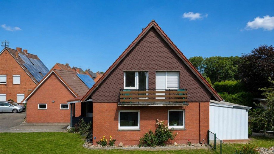 Seitenansicht mit Balkon Einfamilienhaus Affinghausen