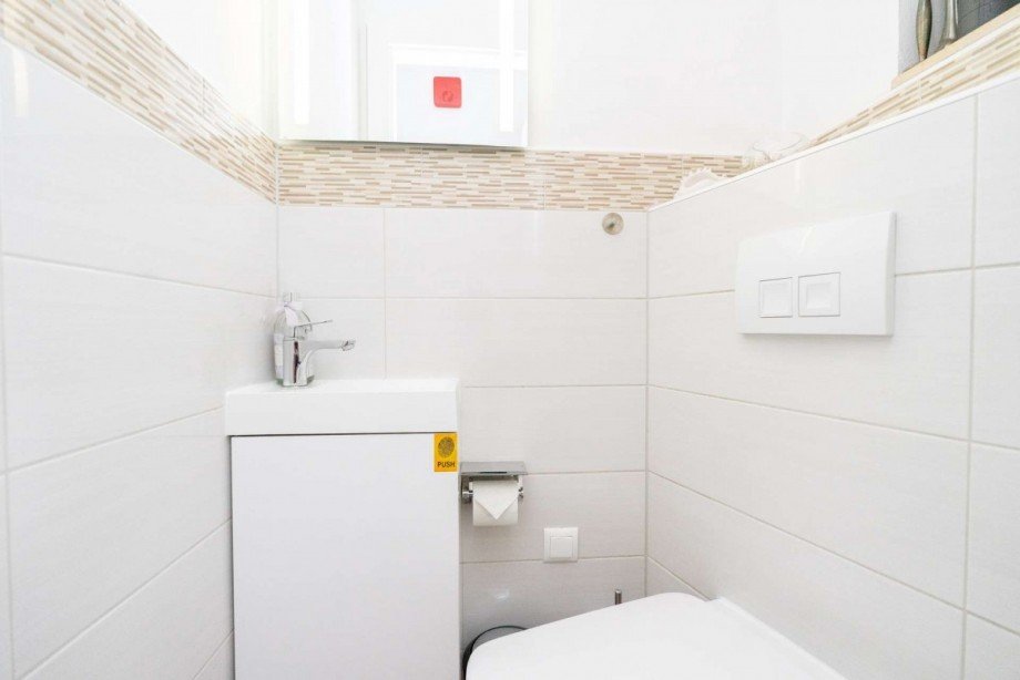 G�ste-WC Reihenendhaus Bremen
