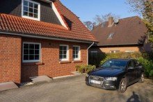 Parkplatz Moderne Erdgeschosswohnung mit Terrasse und vielen Extras