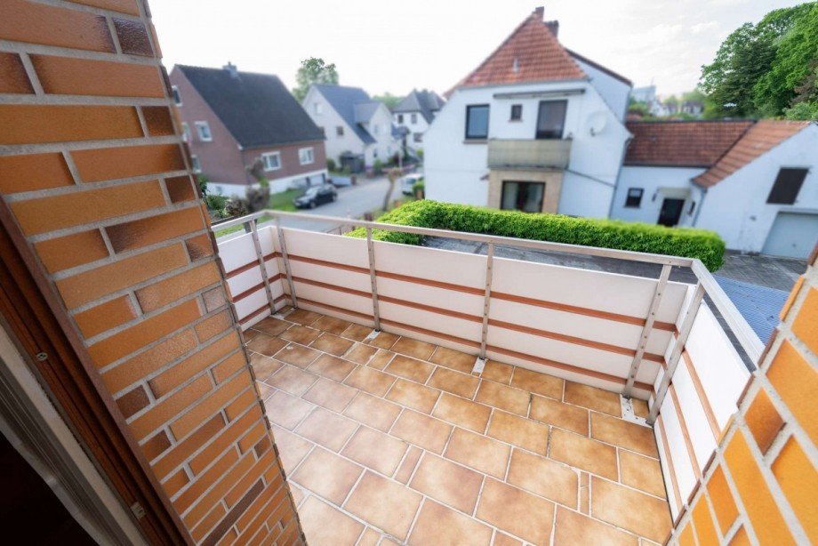 Balkon Haupthaus Doppelhaush�lfte Bremen