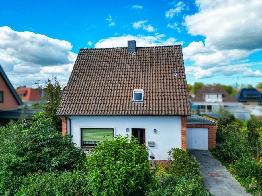 Vorderansicht 3 Einfamilienhaus Brake