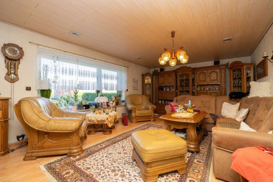 Wohnzimmer 1/2 Einfamilienhaus L�chow