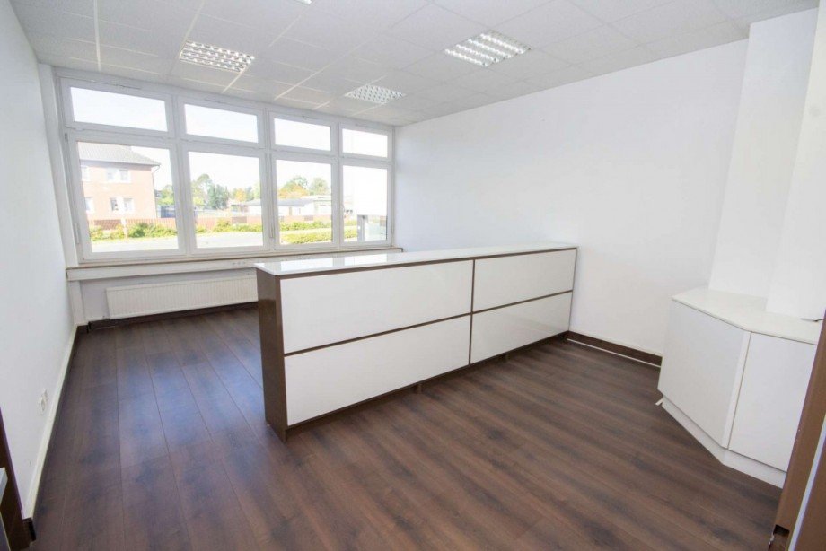 B�ro 1 - 1/2 Halle / Lager / Produktion Osnabr�ck