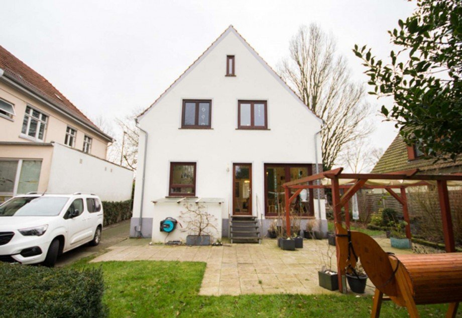 Hinteransicht Einfamilienhaus Bremen