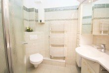 Badezimmer mit Dusche Zentrale 2-Zimmer Wohnung mit S�dbalkon in Bremen