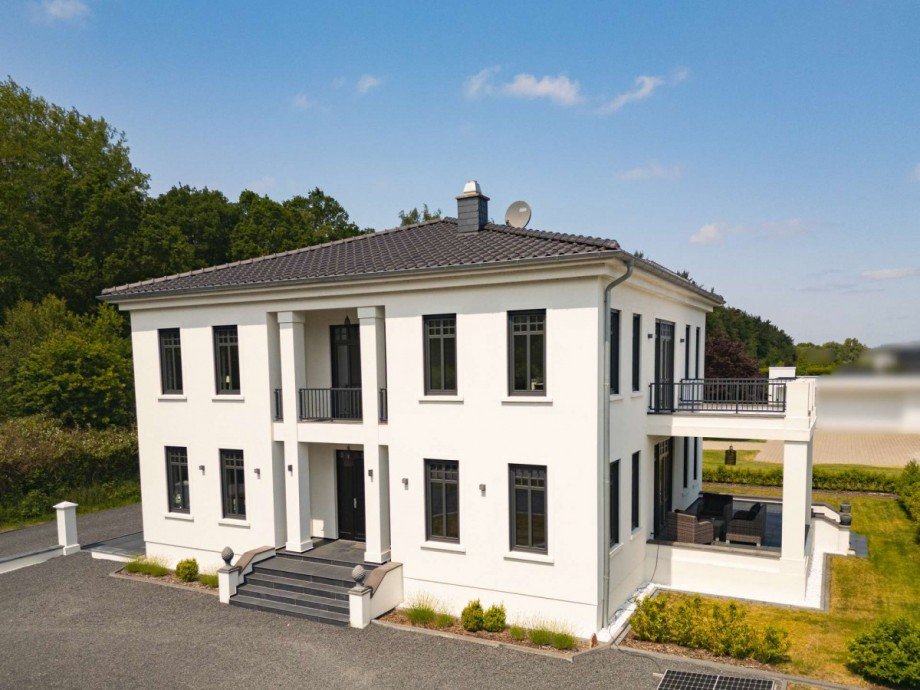 Vorderansicht 2 Villa Edewecht