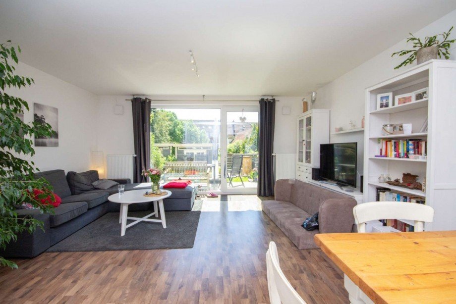 Wohn- und Esszimmer 1/2 Reihenmittelhaus Bremen