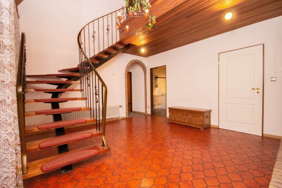 Treppe zum OG Einfamilienhaus Uplengen
