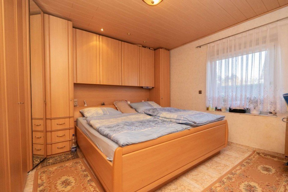 Schlafzimmer EG Einfamilienhaus L�chow