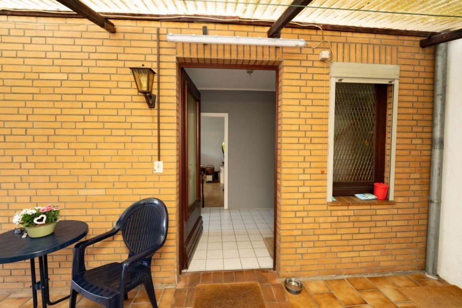 Eingang Nebenhaus Doppelhaush�lfte Bremen
