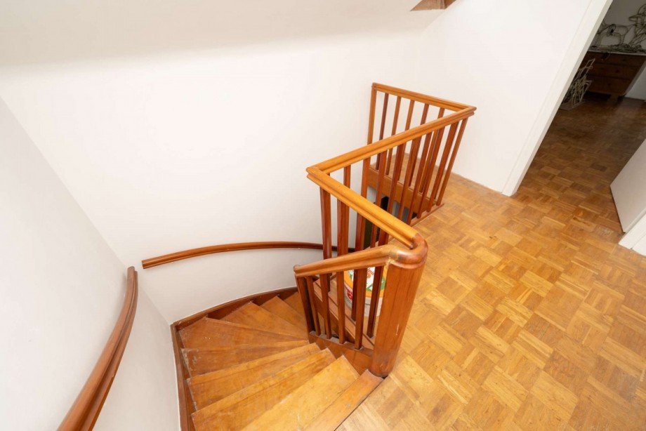 Treppe Nebenhaus Doppelhaush�lfte Bremen