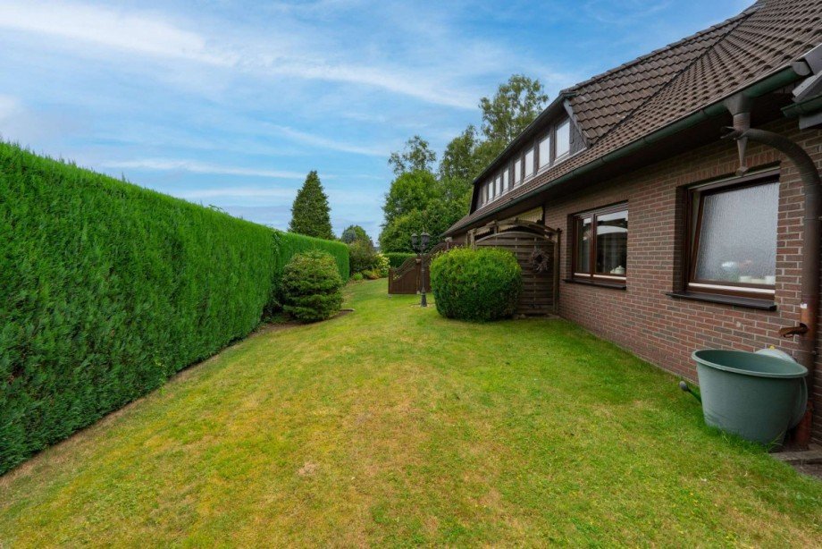 Garten Doppelhaush�lfte Friesoythe