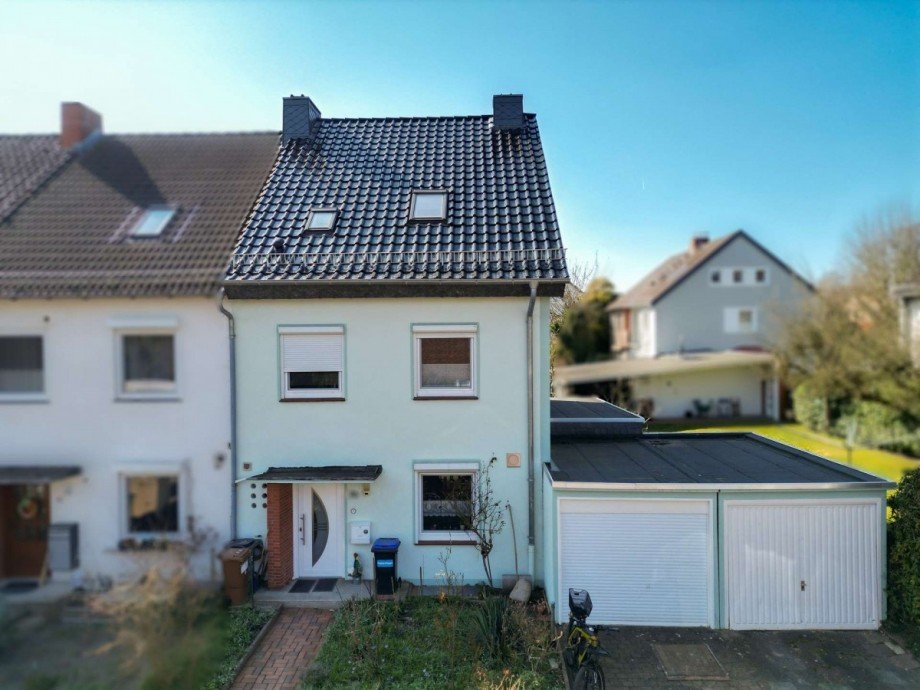 Vorderansicht Reihenendhaus Bremen