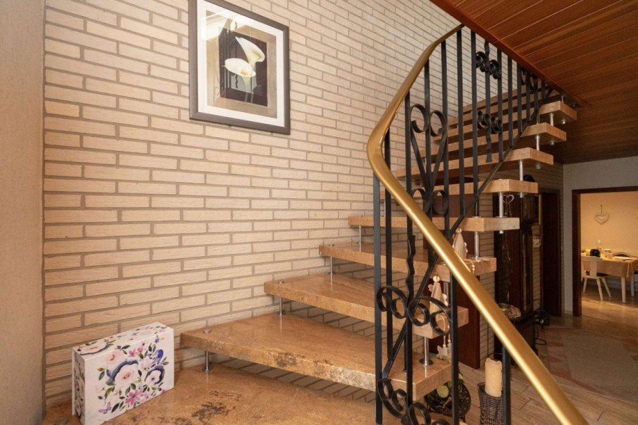 Treppe zum OG Doppelhaush�lfte Friesoythe