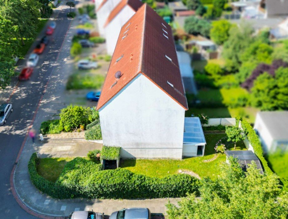 Hausseitenansicht Reiheneckhaus Bremen