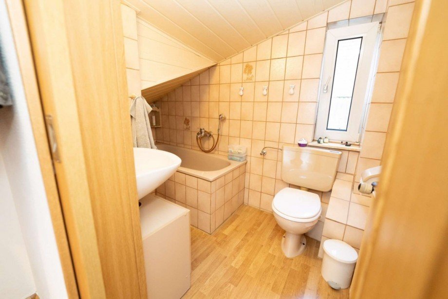 Badezimmer EG Doppelhaush�lfte Bremen