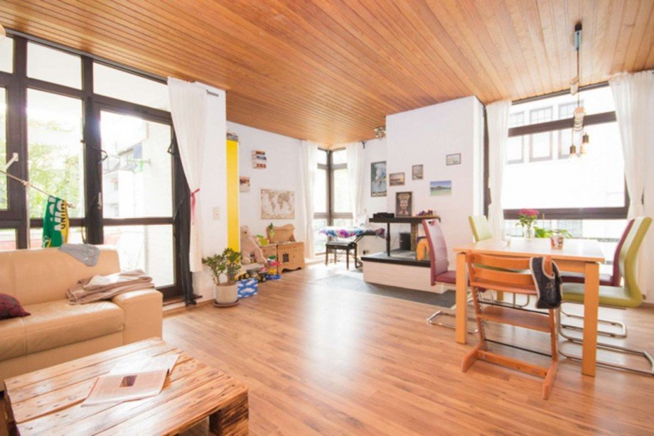 Wohn-und Esszimmer Wohnung Bremen