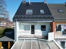 Balkon Raumwunder Reihenendhaus mit Garage und Garten in Bremen-Lesum